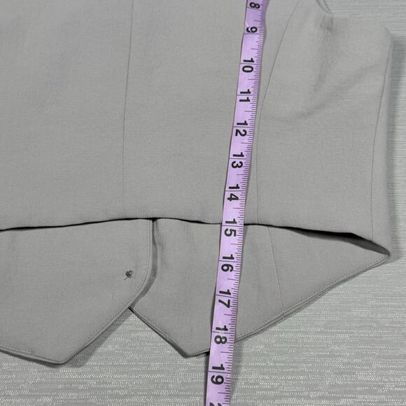 Aritzia Wilfred Rocco Vest Gray Slim Fit Japanese Crepe Button Up Blouse Size 4 - Picture 8 of 8